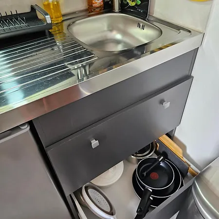 3 A Proche De 10 Mn, Monaco 15 Mn Et L'italie 30 Mn *